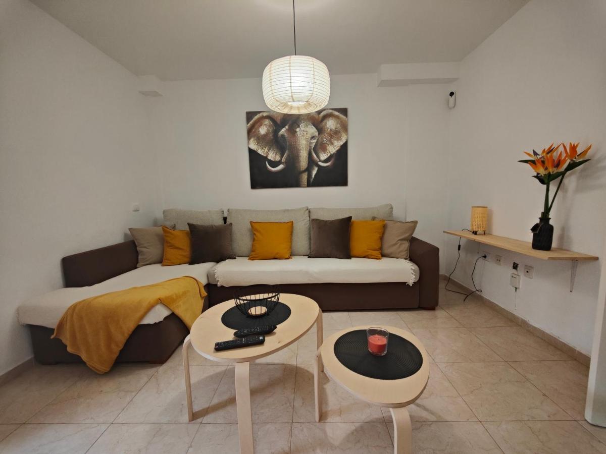 קנדלריה Iris Holiday Apartment מראה חיצוני תמונה