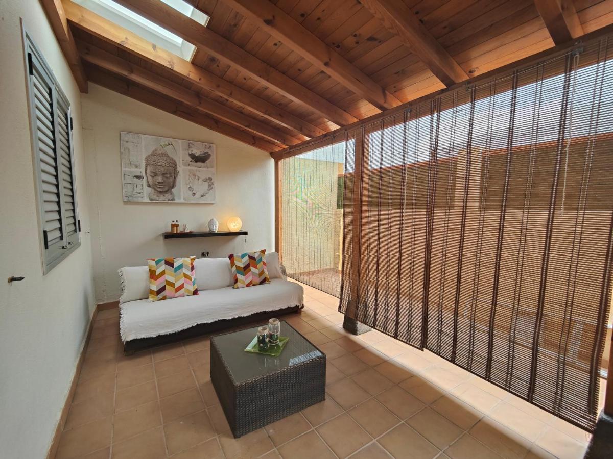 קנדלריה Iris Holiday Apartment מראה חיצוני תמונה
