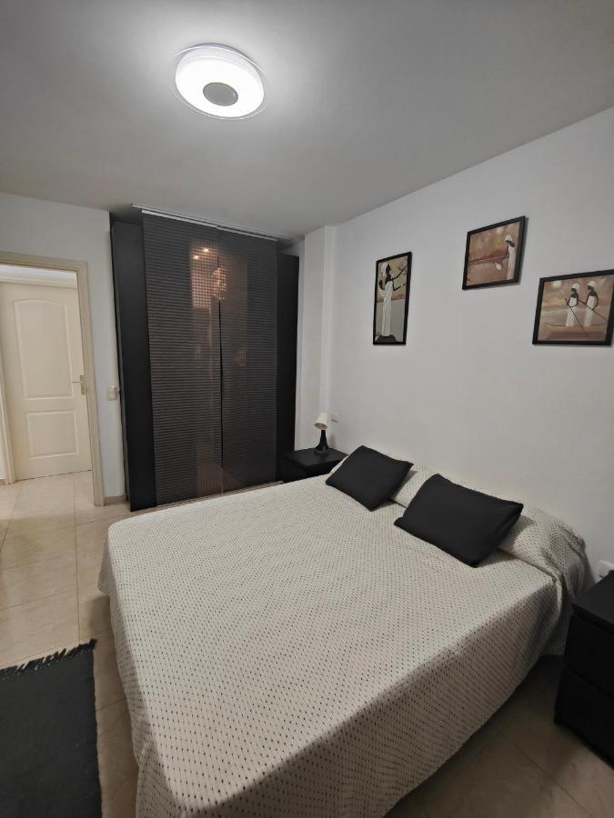 קנדלריה Iris Holiday Apartment מראה חיצוני תמונה